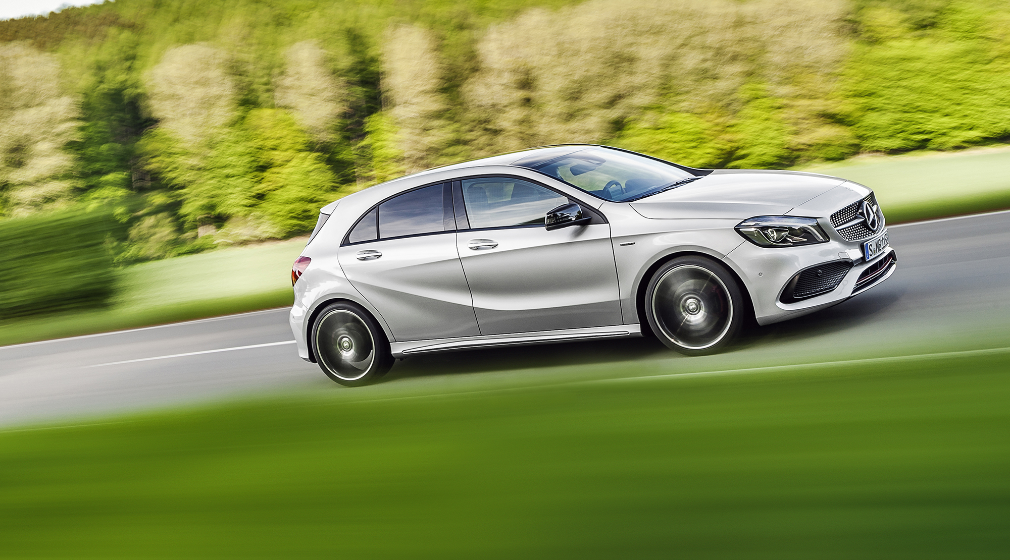 Class a class b class c. Мерседес а класс w176. Мерседес с класс 2015. Mercedes a class AMG 2015. Mercedes Benz 200 2015.