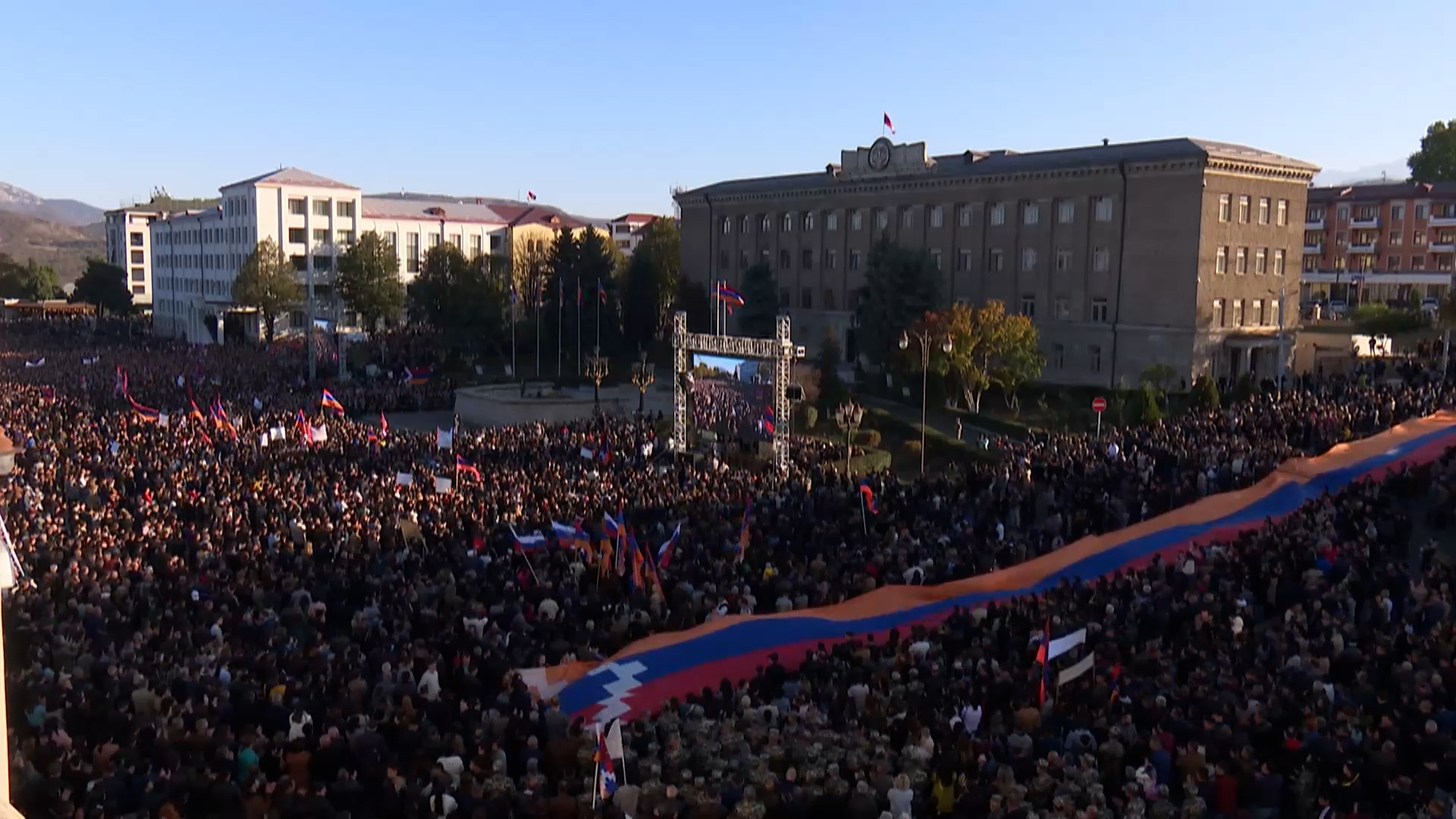 март в армении